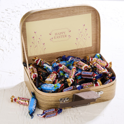 Gavekuffert mellem m/miniaturemix 780g - HAPPY EASTER