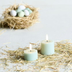 2 stk. Uyuni mini bloklys, batterier, remote &amp; &aelig;ggebakke med nougat fugle&aelig;g